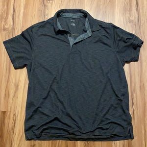 Men’s polo from Van Heusen.